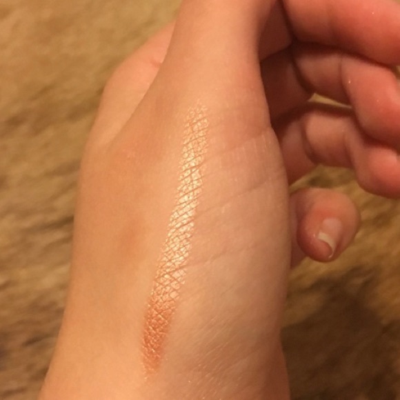 Nude by nature highlighter/bronzer stick - Picture 2 of 2